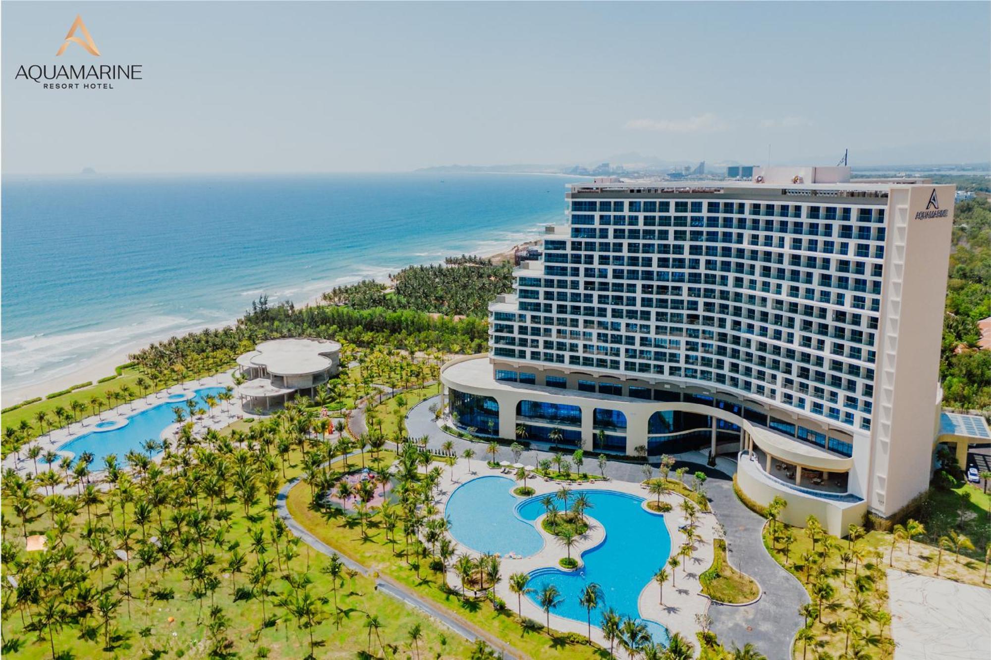 Aquamarine Beachfront Resort & Spa Cam Ranh Exteriör bild