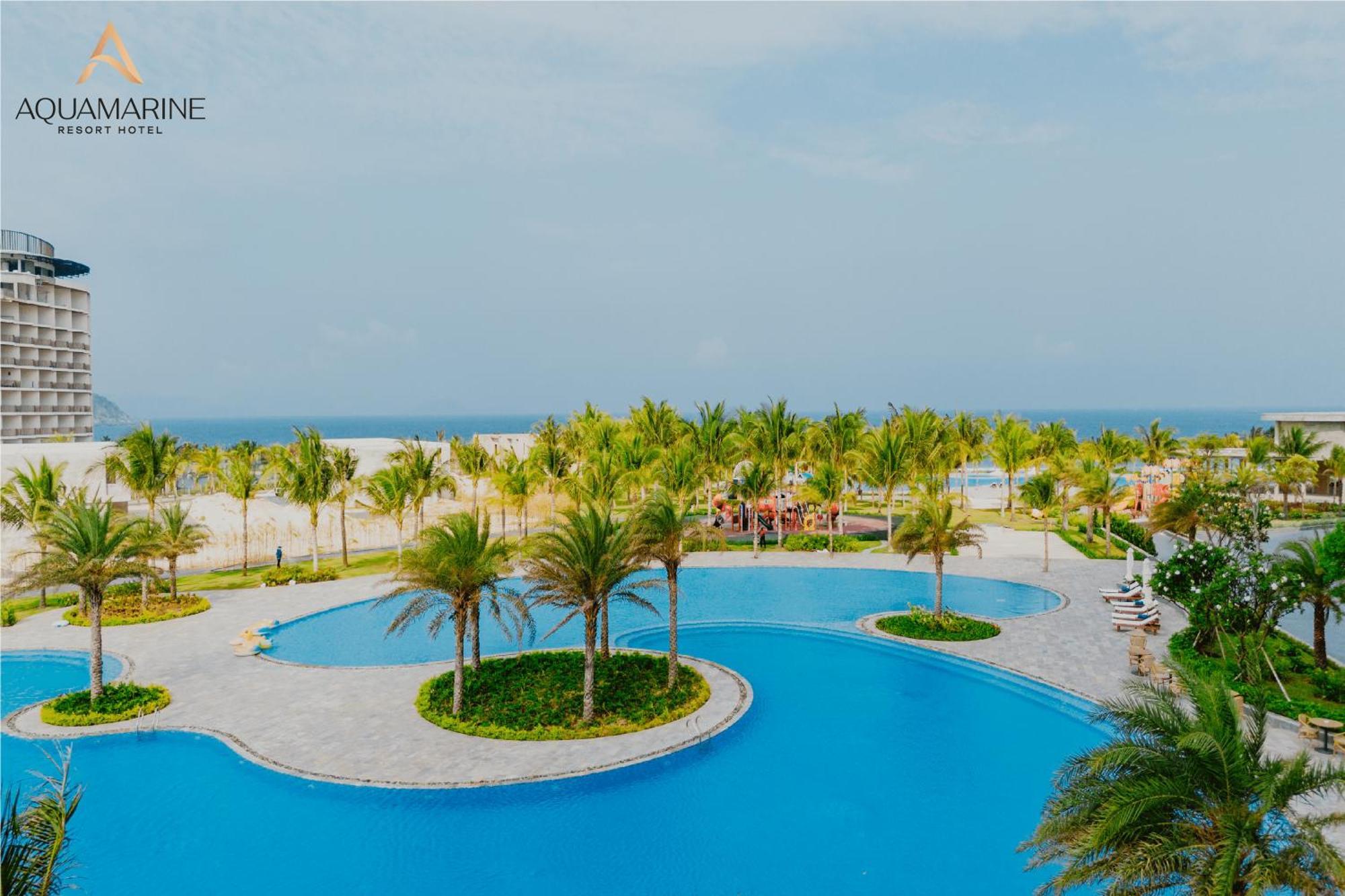 Aquamarine Beachfront Resort & Spa Cam Ranh Exteriör bild