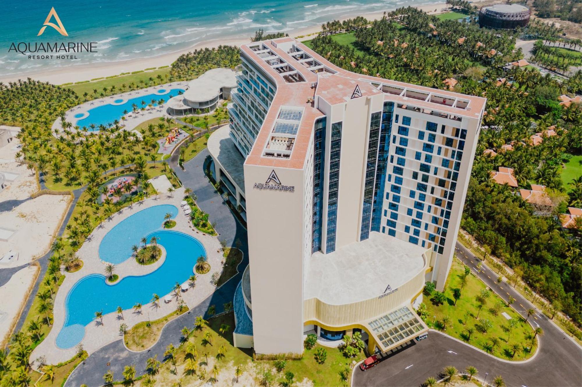 Aquamarine Beachfront Resort & Spa Cam Ranh Exteriör bild